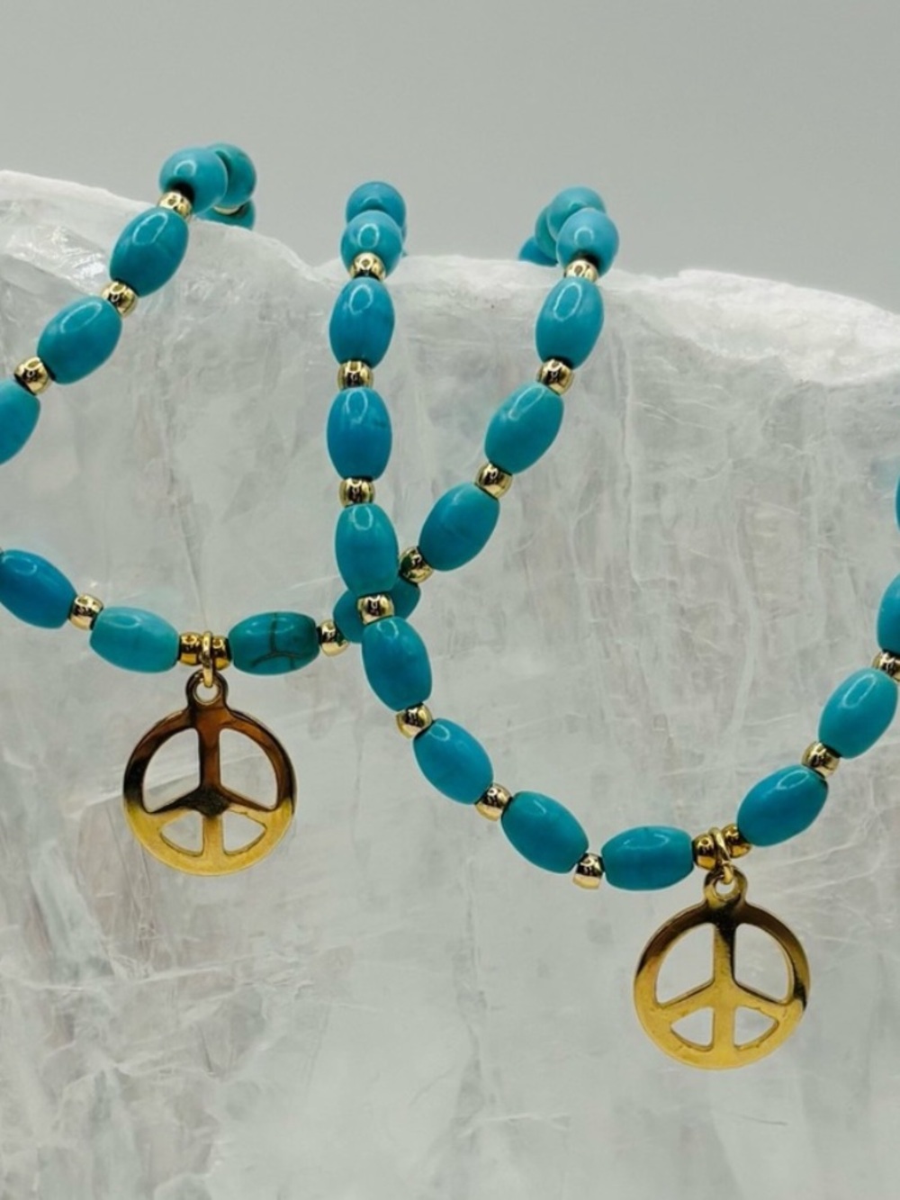 *ANKLET* S.Steel Peace Charm & Dyed Turquoise Stretchy Anklet - Picture 4 of 7
